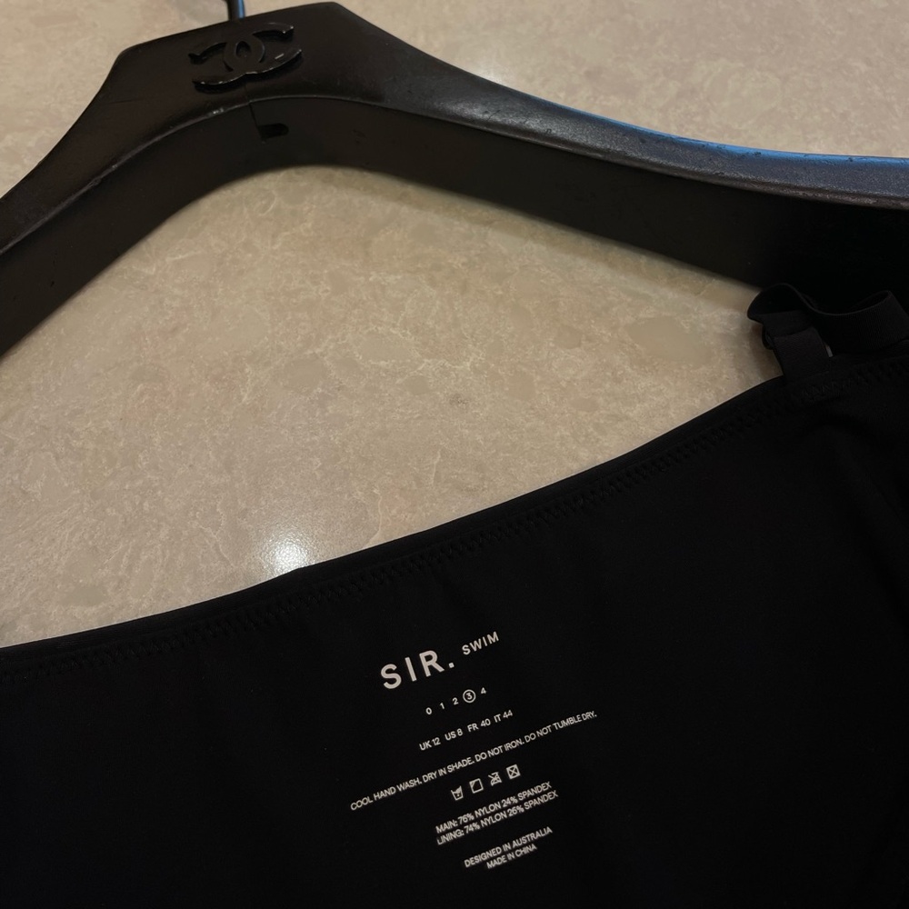 SIR. Zoya Gathered One Piece Swimsuit Size SIR. 3 / US 8 - Picture 9 of 17